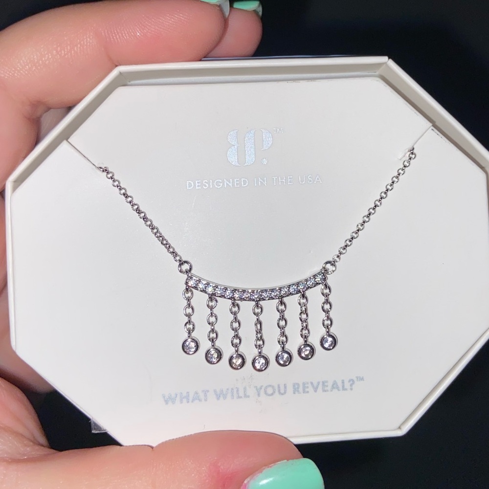 Bomb party necklace, Absolute Class